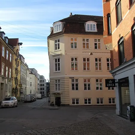 Apartment Spacious And Bright With 3 Bedrooms